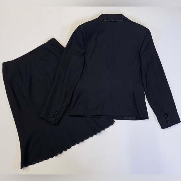 John Meyer black scalloped edge skirt blazer suit size 8 classic formal business - Picture 13 of 14